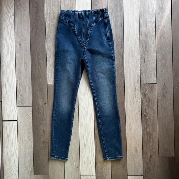 Good American Compression Skinny Jeans | Size: 4 / 27 | Excellent Condition - Picture 1 of 10